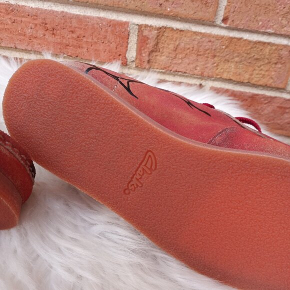 Rare Clarks Original Wallabees Stranger Things Hellfire Club Shoes Men's Size: 8 - Picture 14 of 16